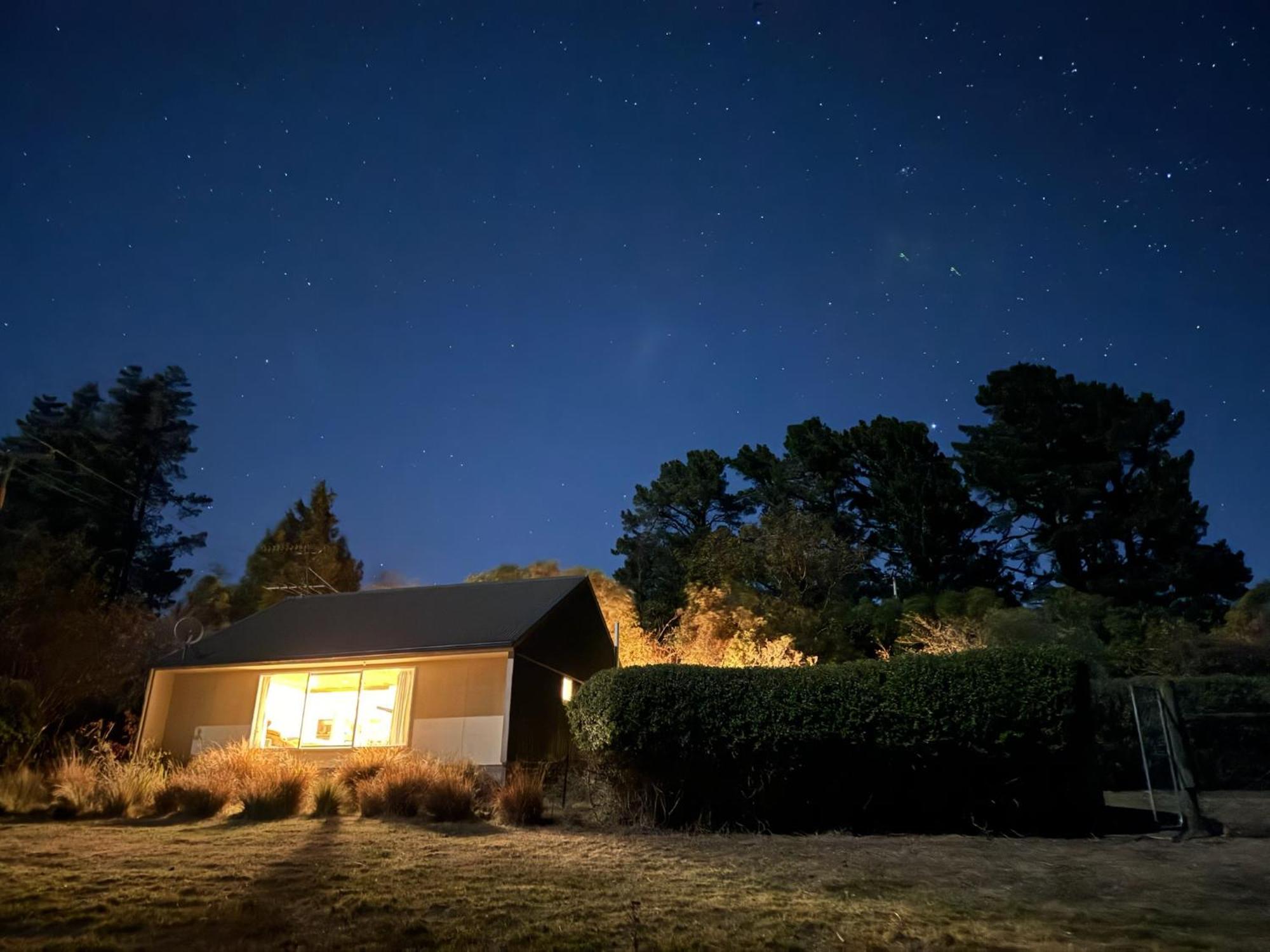 Springfield Sunrise Mountain View Cabin Retreat מראה חיצוני תמונה